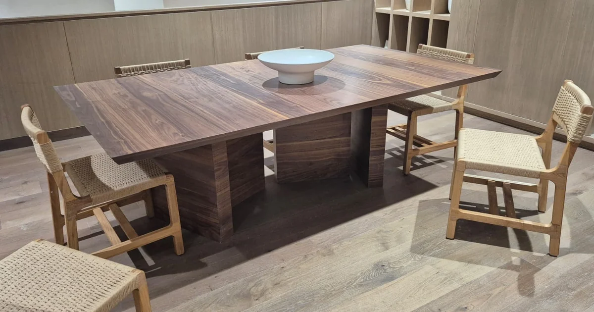 Comedor de madera realizado por CarpyMobi